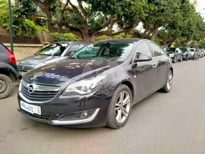 Opel INSIGNIA 1.6 CDTi Cosmo BVA 136ch 2017 diesel occasion à Casablanca