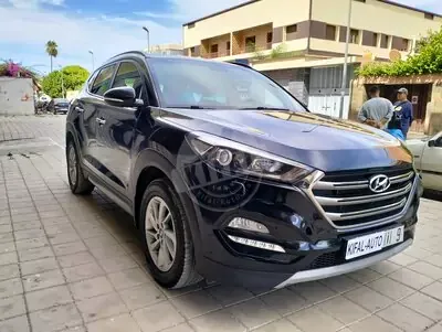 Hyundai TUCSON 1.7 CRDi Emotive 2WD DCT 141ch 2017 diesel occasion à Casablanca