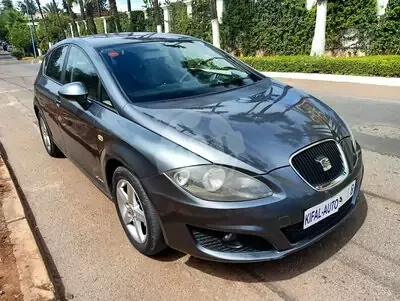 Seat LEON 1.6 TDI Black Line BVM 105ch 2013 diesel occasion à Casablanca