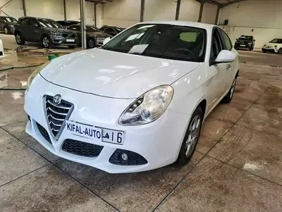 Alfa Romeo GIULIETTA 1.4 16v T 2013 essence occasion à Casablanca