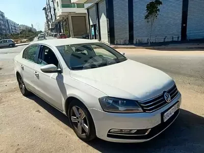Volkswagen PASSAT 2.0 TDI Confortline BVM 170ch 2013 diesel occasion à Casablanca