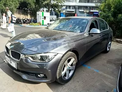 BMW SERIE 3 316dA Lounge BVA 116ch 2018 diesel occasion à Casablanca
