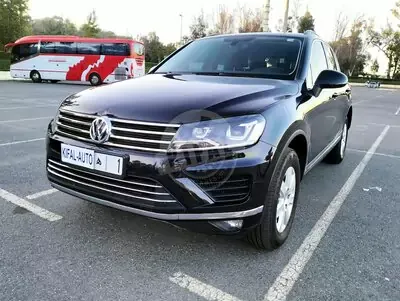 Volkswagen TOUAREG 3.0 V6 TDI Baroudeur BVA 204ch 2017 diesel occasion à Rabat