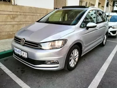 Volkswagen TOURAN 2.0 TDI Highline 5 pl BVA 110ch 2016 diesel occasion à Rabat