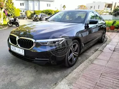 BMW SERIE 5 520d Signature BVA 190ch 2021 diesel occasion à Rabat