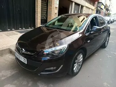 Opel ASTRA 1.7 CDTI Cosmo BVM 110ch 2014 diesel occasion à Casablanca