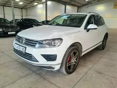 Volkswagen TOUAREG 3.0 V6 TDI Baroudeur Tiptronic 8 BVA 204ch 2017 diesel occasion à Casablanca