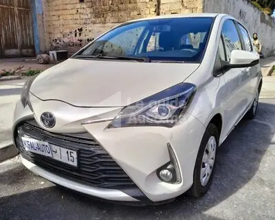 Toyota YARIS 1.0 VVTi City + BVM 69ch 2018 essence occasion à Casablanca