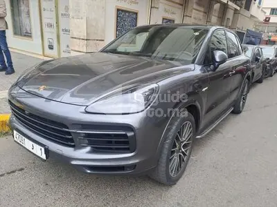 Porsche CAYENNE E 2021 hybride rechargeable occasion à Casablanca