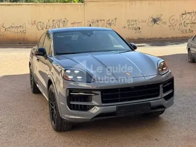 Porsche CAYENNE COUPE 3.0 Cayenne Coupé E 2024 hybride rechargeable occasion à Casablanca