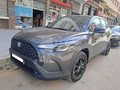 Toyota COROLLA CROSS 1.8L HV DYNAMIC BVA 122ch 2024 hybride occasion à Casablanca