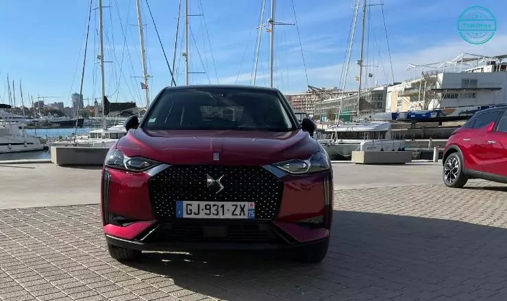 Face avant DS3 E-tense 2023