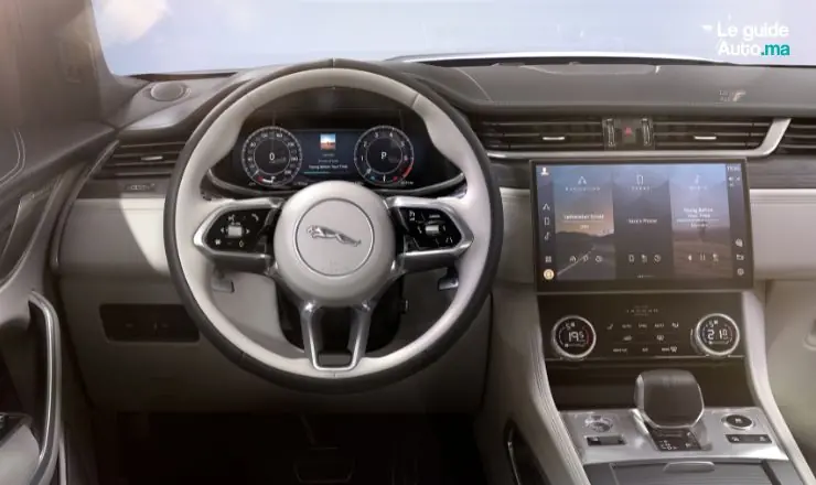 Jaguar F-PACE 90