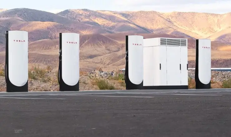 tesla maroc chargeur