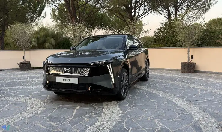 DS N°7