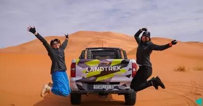 Un duo familial d'exception : Peugeot accompagne Dounia et Jawhara Bennani pour le Rallye Aicha des Gazelles 2023